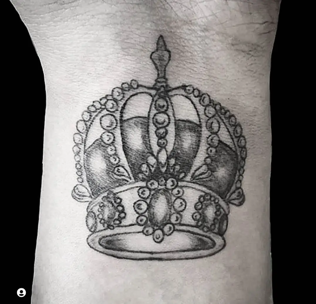 tatuaje de una corona